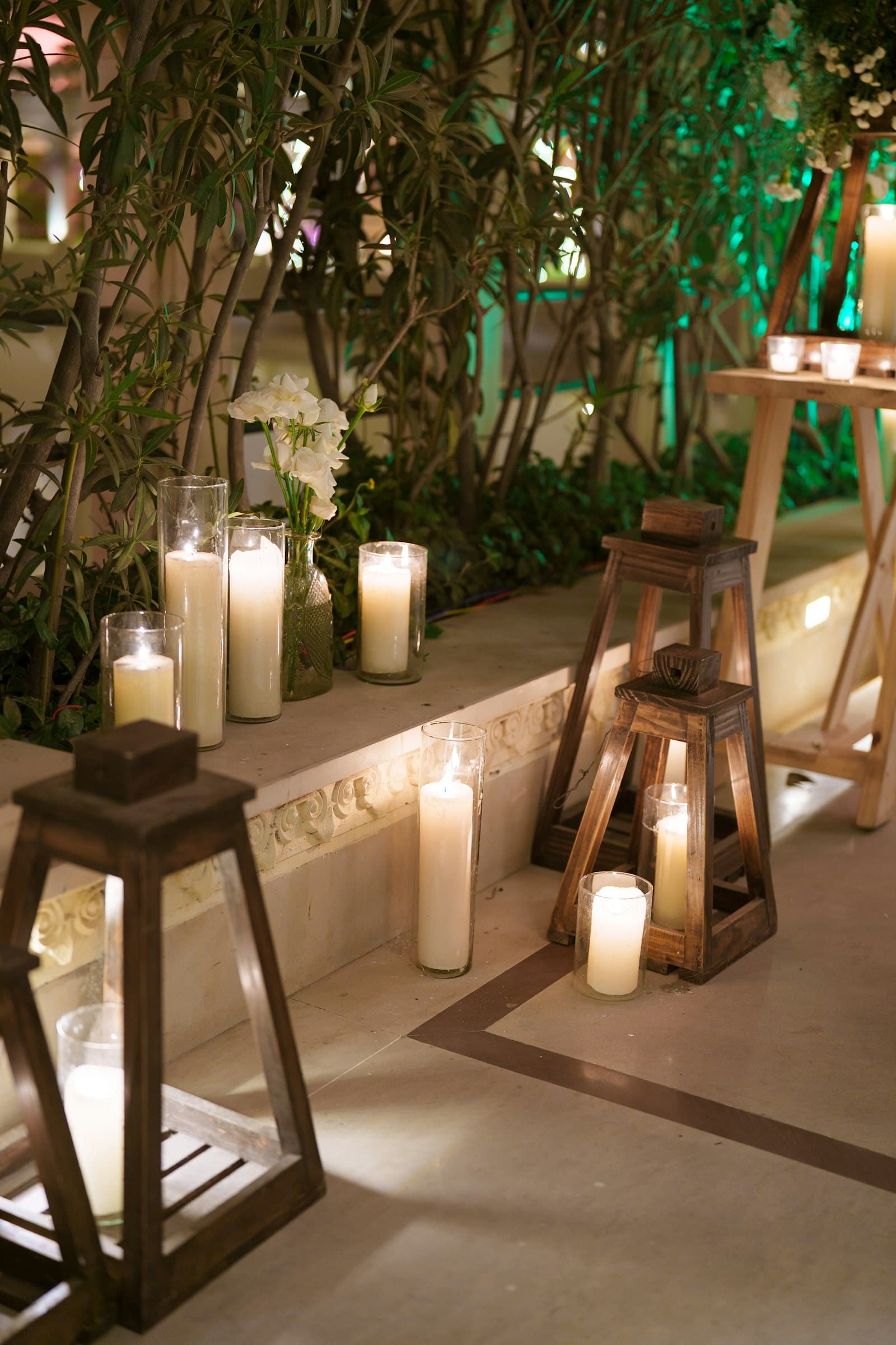 Candle Décor for Events: Quantities, Heights and Safety
