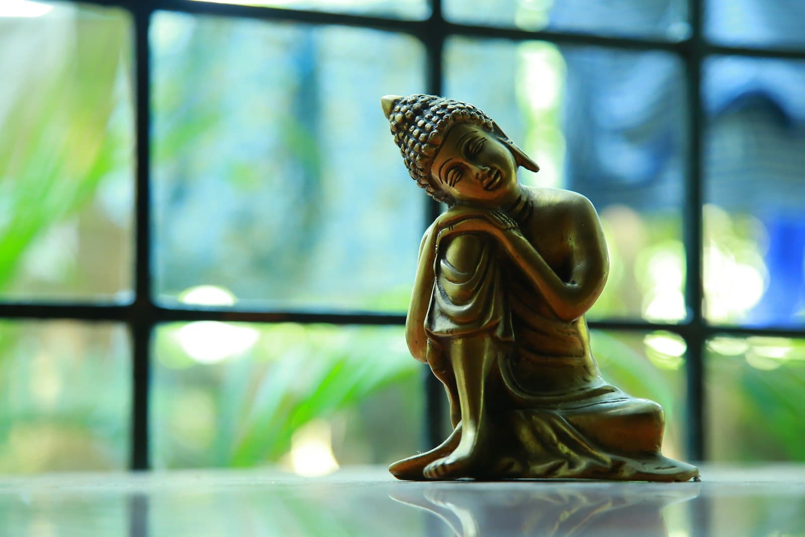 Resting Buddha Showpiece